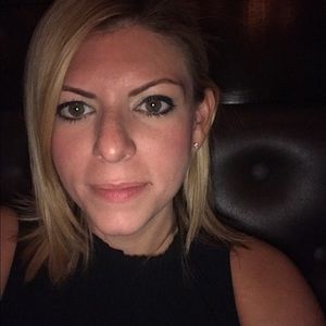 Meet your Posher, Cheri