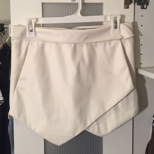 White faux leather skort