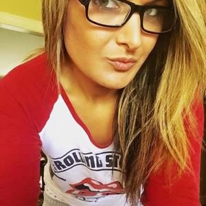 Meet your Posher, April