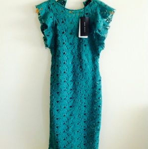 ZARA  GREEN  LACE TUBE DRESS