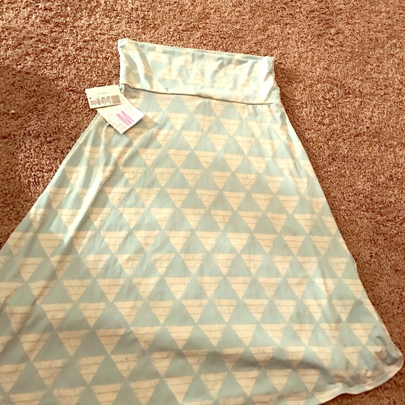 LuLaRoe Azure skirt NWT