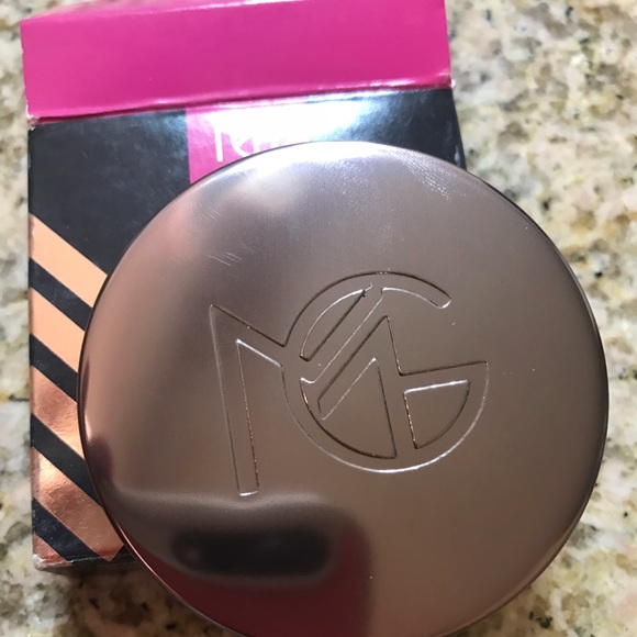 Makeup Geek 🤓