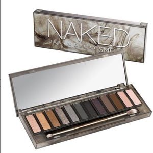 Naked "Smokey" Eyeshadow by Urban Decay