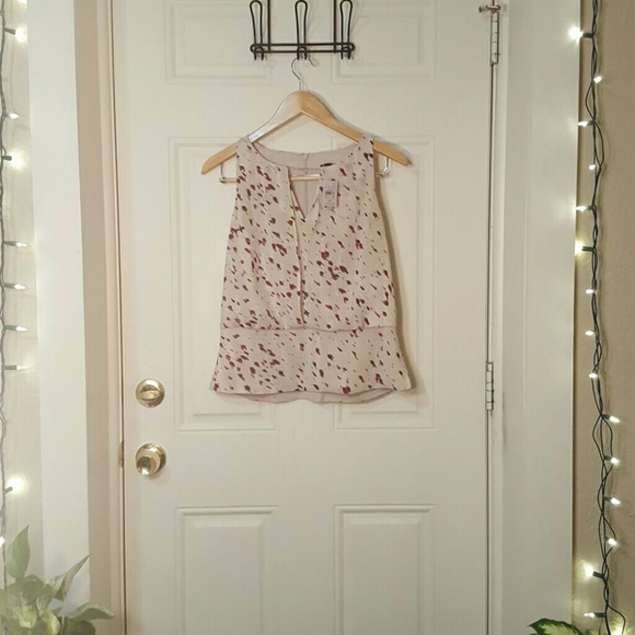 NWT Ann Taylor Patterned Peplum Blouse. Sz. 6P