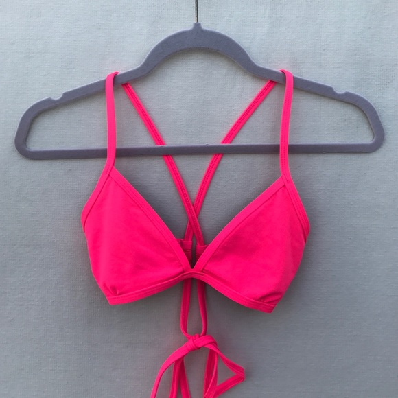 Jolyn swim top - Picture 1 of 2