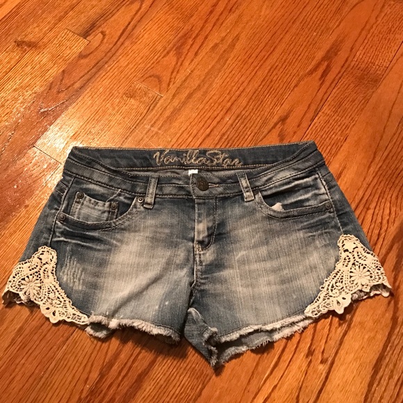 Lace jean shorts - Picture 3 of 4