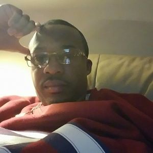 Meet your Posher, Gregory