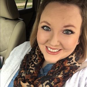 Meet your Posher, Brandy