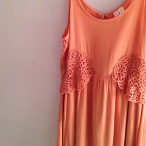 Cute short salmon dress great condition