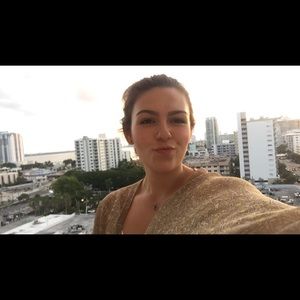 Meet your Posher, Veronica