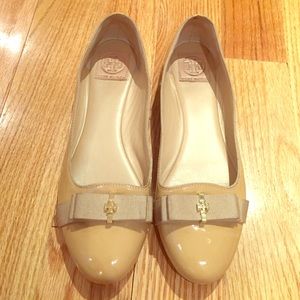 Tory Burch Patent Nude Logo Flats
