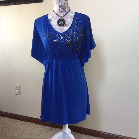Trixxi Dresses & Skirts - Gorgeous blue dress.