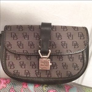 Dooney & Bourke Wristlet