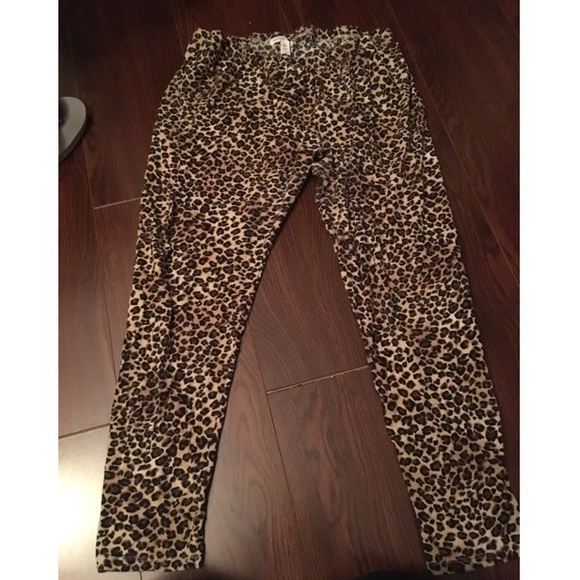 Leopard leggings