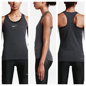 {Nike} AeroReact Tank