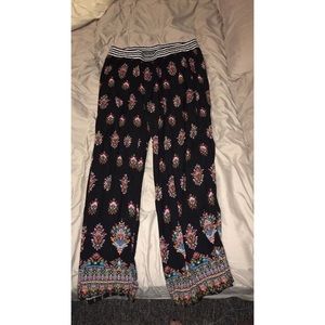 Patterned pants