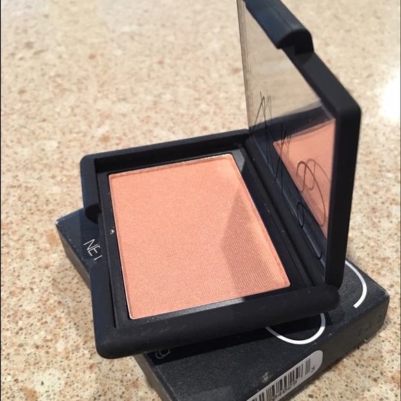 NARS Luster Blush