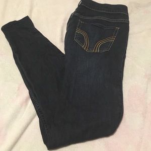 Hollister skinny jeans NEVER WORN!!