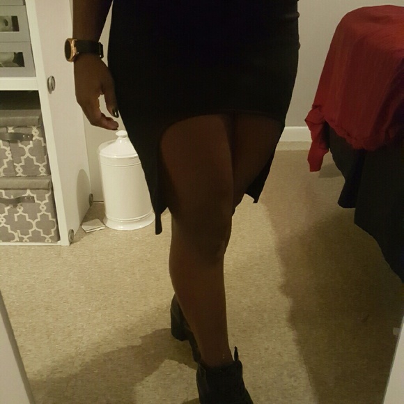 Black High-low skirt