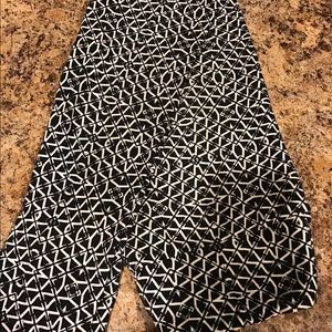 Black and white OS Lularoe Leggings