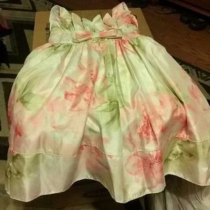 Little girls dress