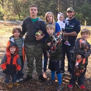 Meet your Posher, Connie