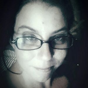 Meet your Posher, Glenda