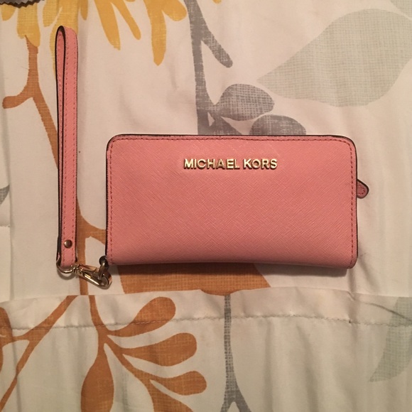 Michael kors wallet