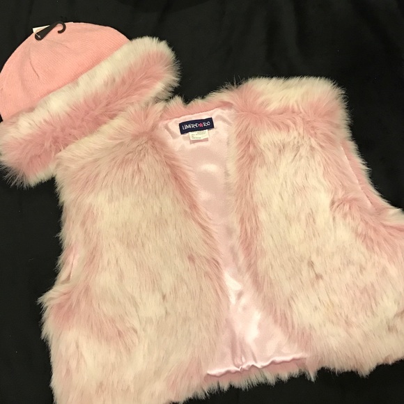 Girls Pink faux fur vest & matching hat