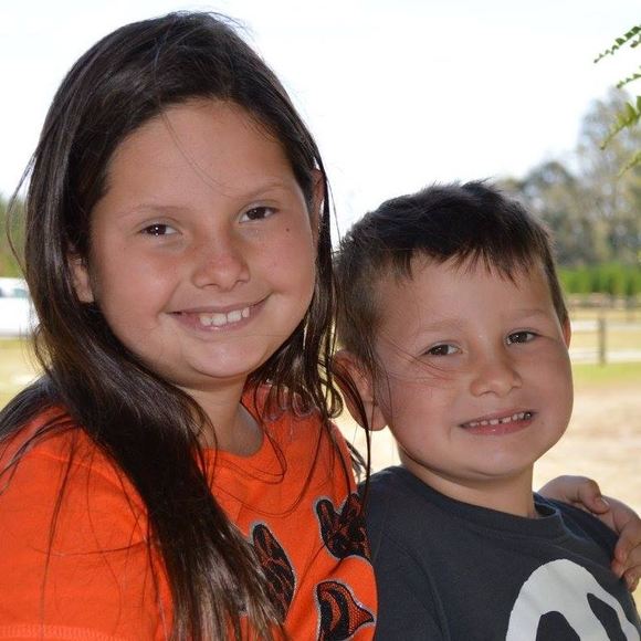 Meet your Posher, Melissa - Picture 1 of 1