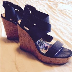 Steve Madden wedge