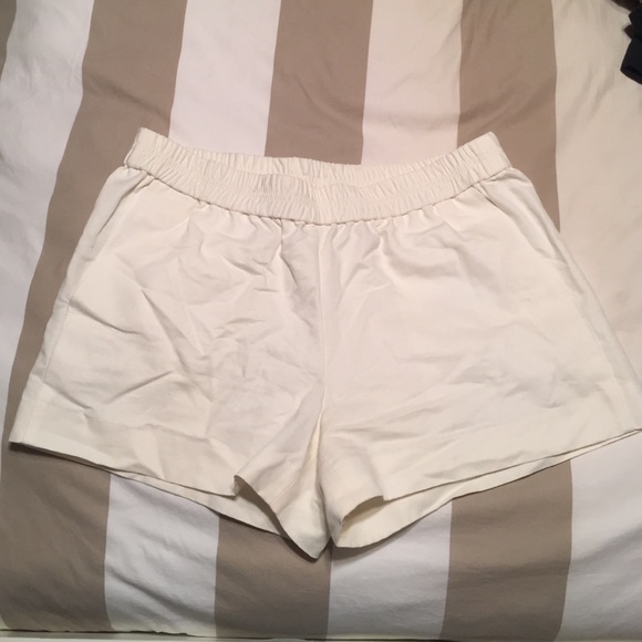 J. Crew white cotton short!