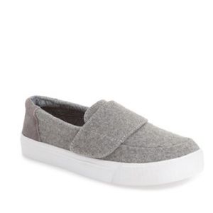 Tom's 'Altair' Felt Suede Slip-Ons
