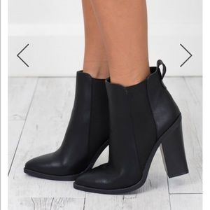 Lipstik Marvelz vegan leather boots black