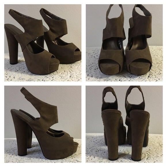 Shoes - Dark Green Chunky Heels