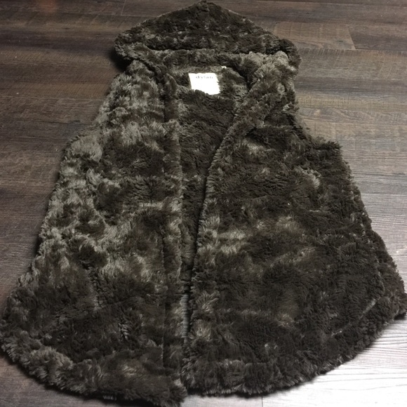 Faux fur vest