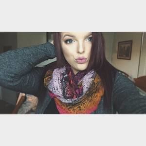 Meet your Posher, Maddie