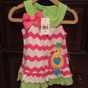 Pink Parrot Summer Outfit