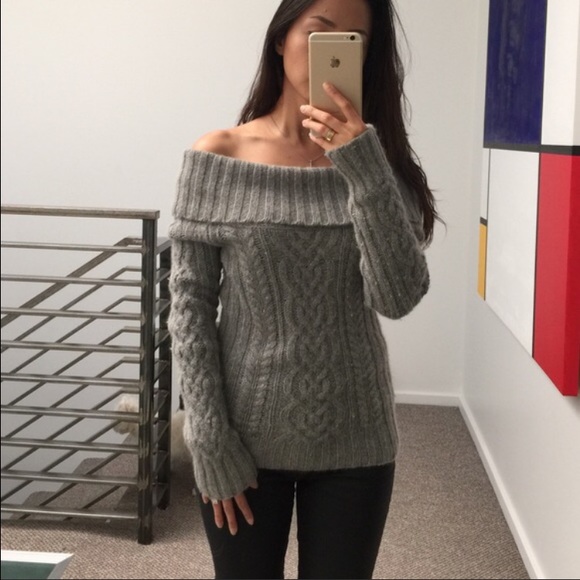 Off the shoulder Abercrombie sweater
