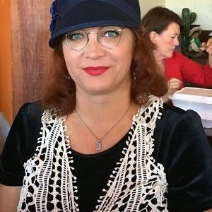 Meet your Posher, Conny