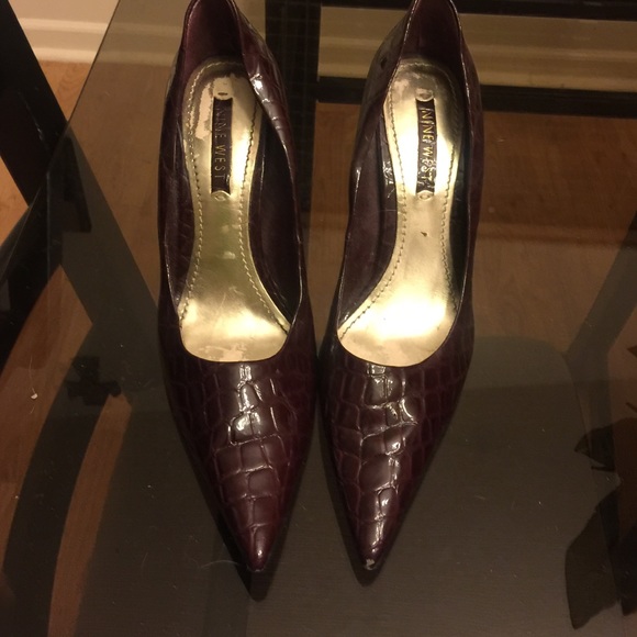 Nine West Merlot Croc Print Heels 7.5