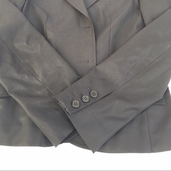 Blazer - Picture 3 of 3