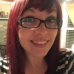 Meet your Posher, Leah