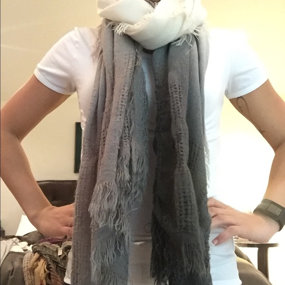 Scarf - Picture 3 of 3
