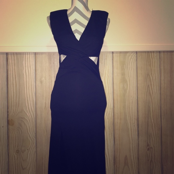 Black ankle length dress (non-smoker!)