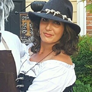 Meet your Posher, Jennifer