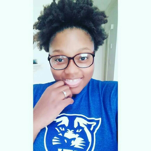 Meet your Posher, Shay