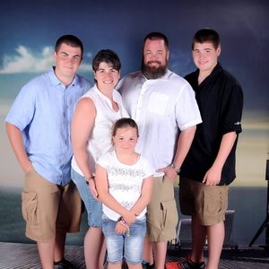 Meet your Posher, Lea