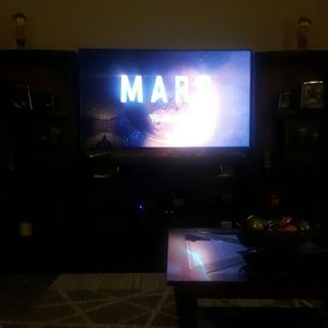 Meet your Posher, Levail