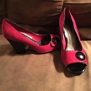 Franco Sarto red heels. Size 8-1/3